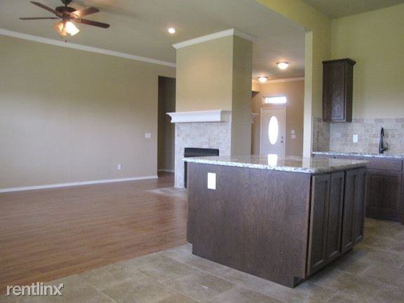 5608 Sanderling Rd - Photo 2 of 7