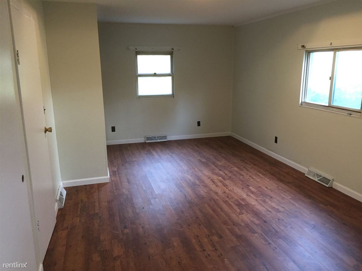 8054 Clark Lake Rd - Photo 3 of 16