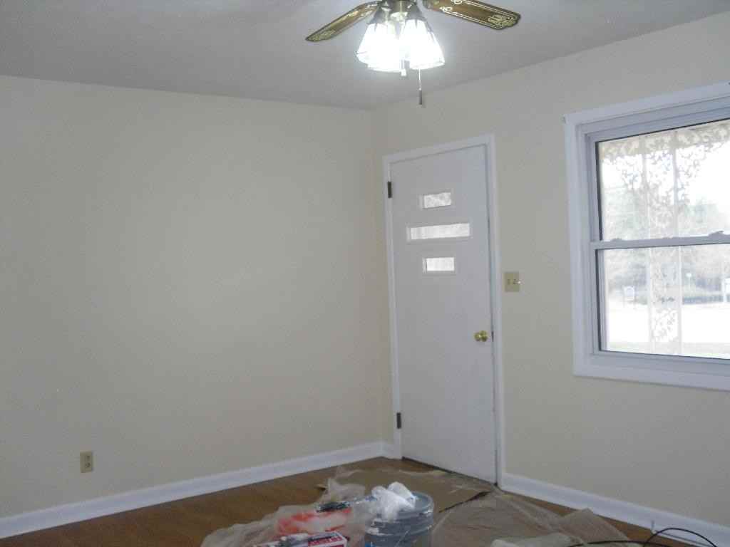 13365 Cogburn Rd - Photo 2 of 9
