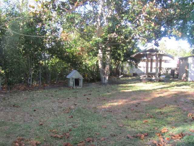 593 Lagoon Oaks Dr - Photo 2 of 7