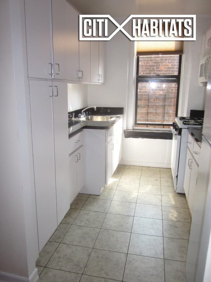 Laurel Hill Terrace #6F