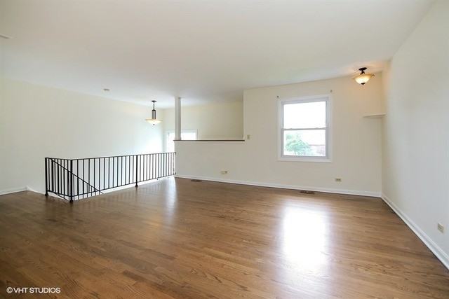 860 Silver Rock Ln - Photo 3 of 25