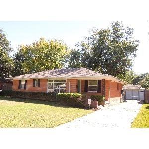 623 Downing Dr - Photo 2 of 19