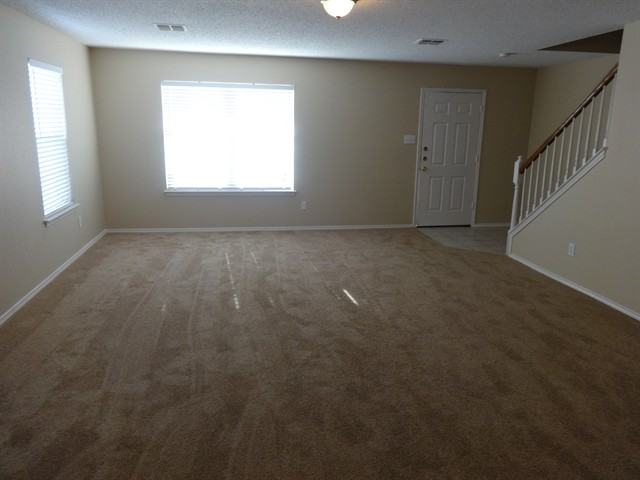 1903 Tampa Bay Way - Photo 2 of 10