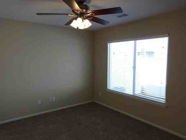 19545 Robins Dr - Photo 2 of 14