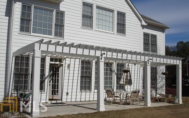 110 Newfield Dr - Photo 2 of 25