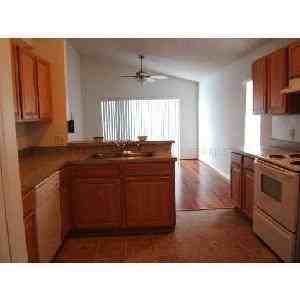 617 Reston Pl - Photo 2 of 9