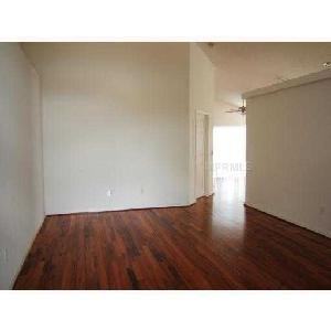 617 Reston Pl - Photo 3 of 9