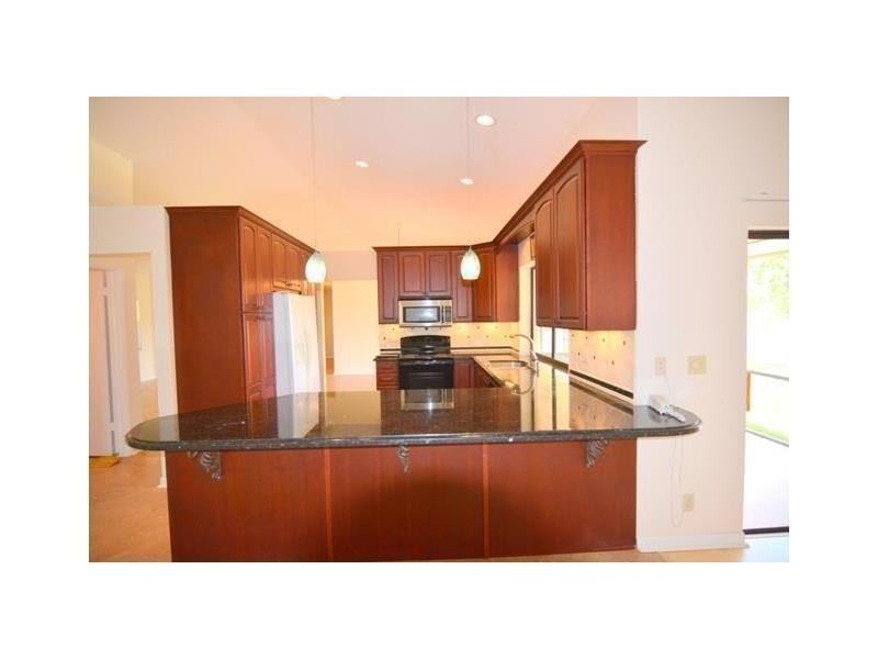 15110 Meadhaven St - Photo 2 of 7