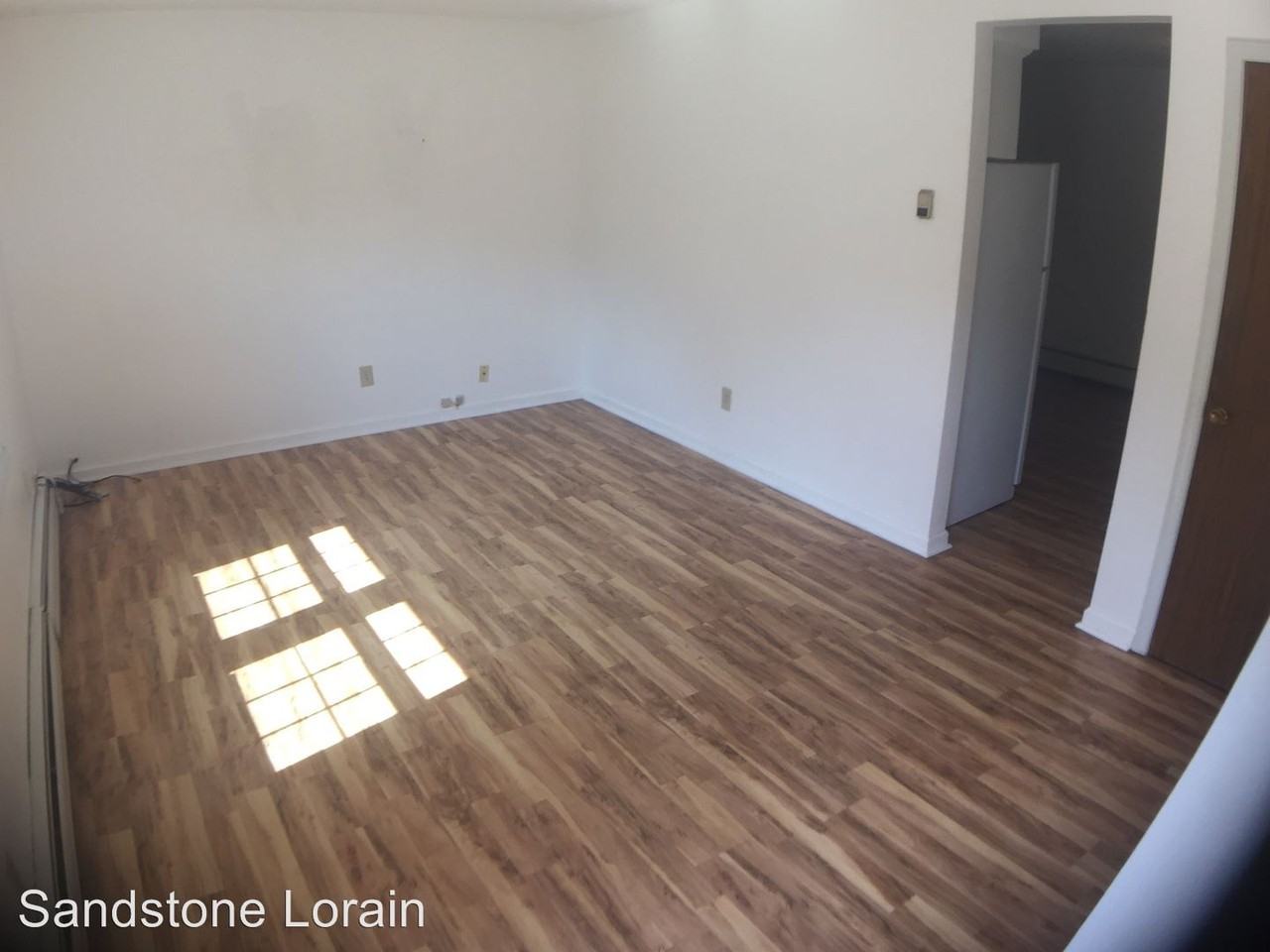 311 N Main St - Photo 3 of 18