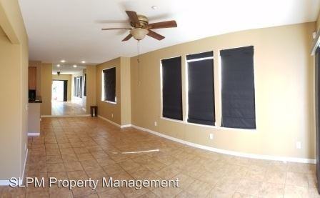 1592 Chandler St - Photo 3 of 12