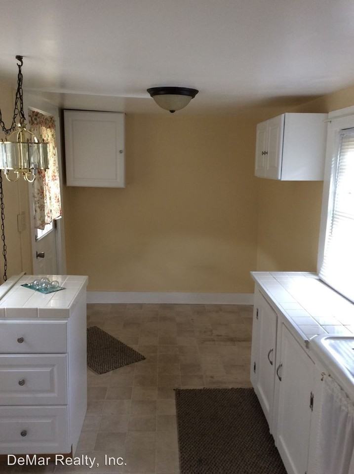 173 Poland Ave - Photo 2 of 9