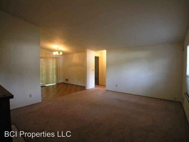 19837 SE 267th Pl - Photo 3 of 14