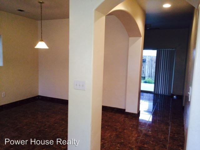 30 Del Playa Dr - Photo 2 of 16