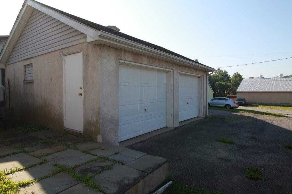 38 Gay St - Photo 2 of 3