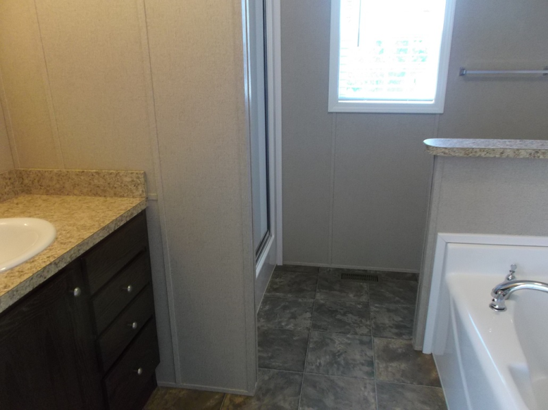 408 Grandview Rd - Photo 3 of 6