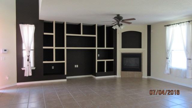 6381 Franklin Gate Dr - Photo 3 of 29