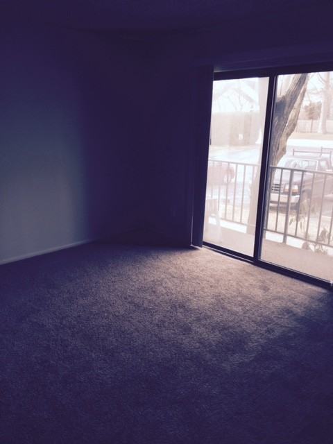 726 Putnam Blvd - Photo 2 of 16