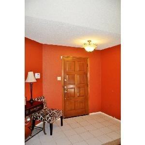 202 Country Ln - Photo 2 of 14