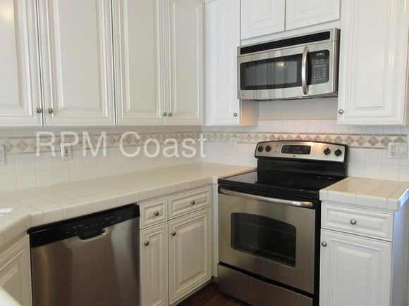 22045 Caminito Vino - Photo 3 of 13