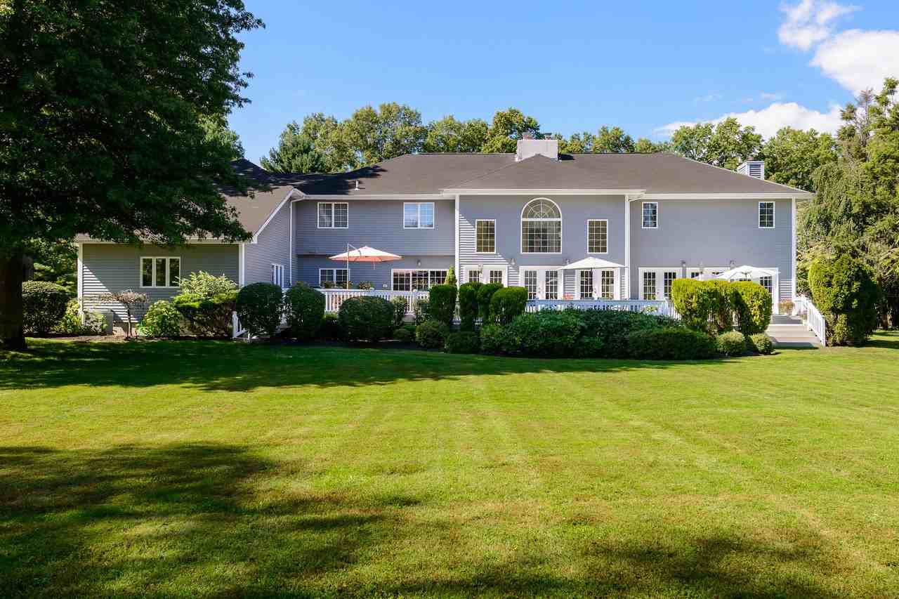 25 School Ln - Photo 3 of 18