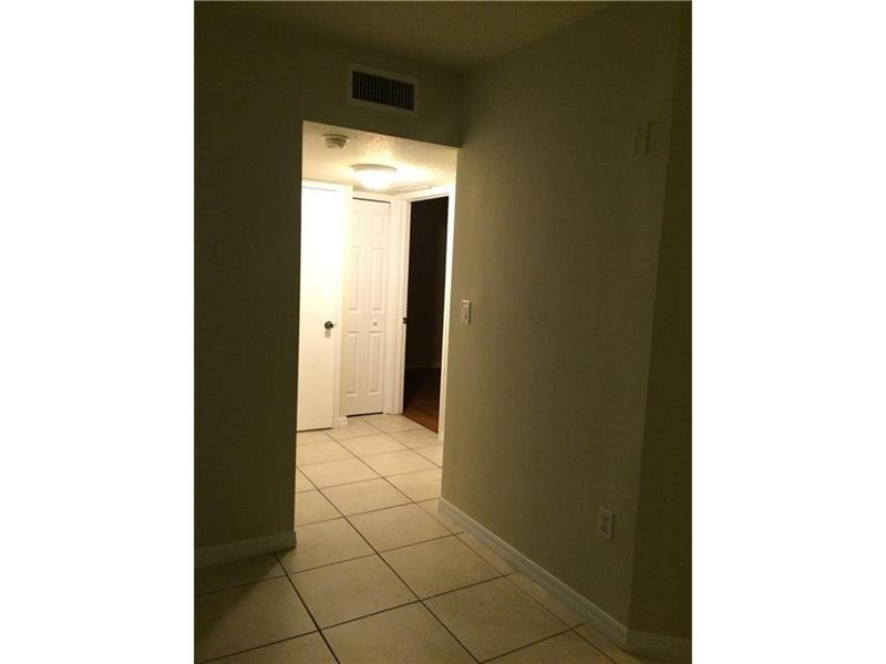 27270 SW 138th Ct #27270 - Photo 3 of 4