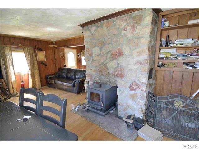 951 Upper Mountain Rd - Photo 3 of 19