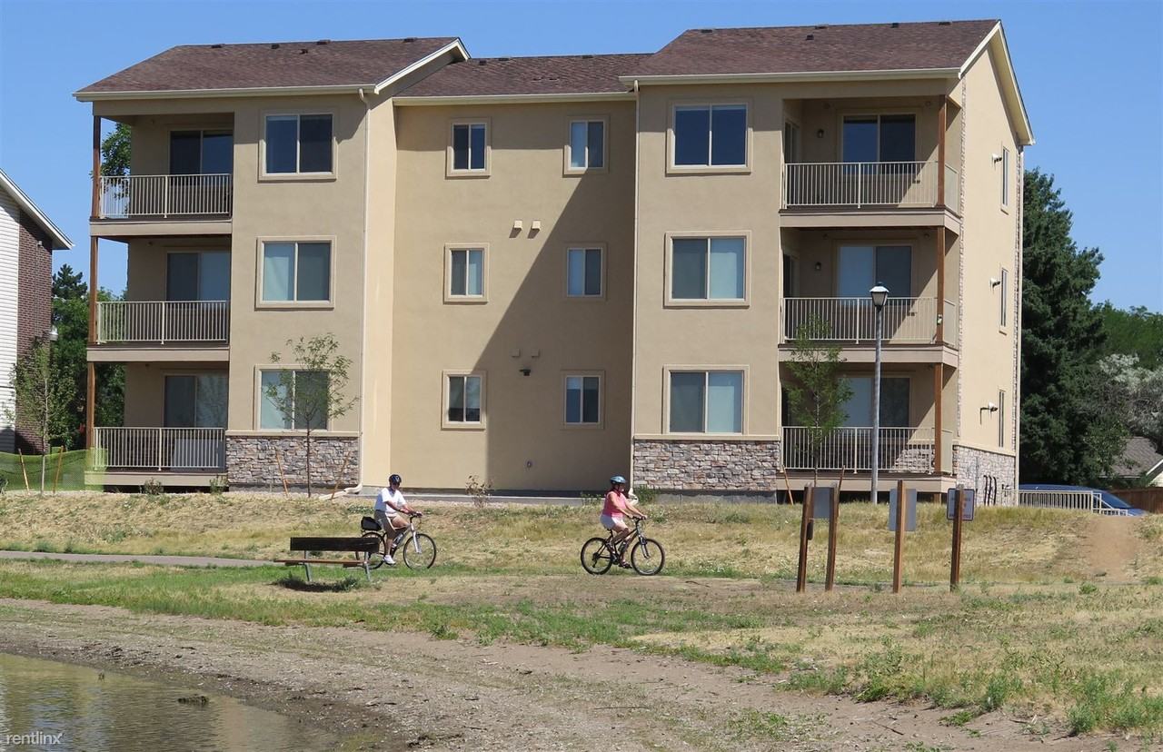 Lake Lochwood Apartments - Photo 2 of 9