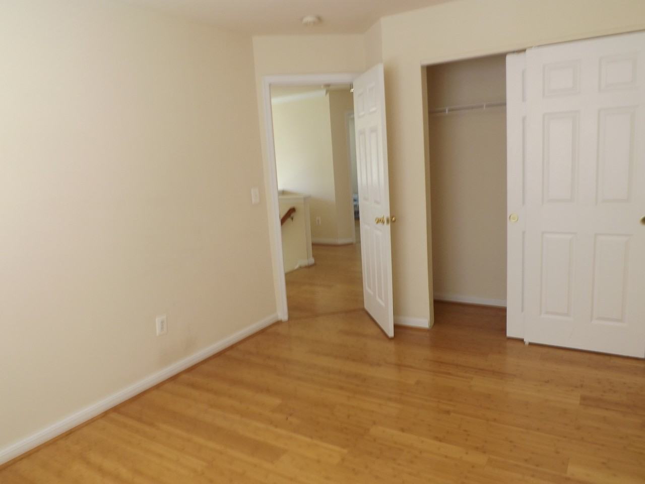 42931 Sundance Square - Photo 2 of 5