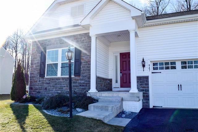 947 Countryside Rd - Photo 3 of 16