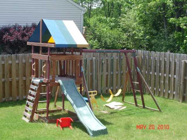 830 Holborn Rd - Photo 3 of 24