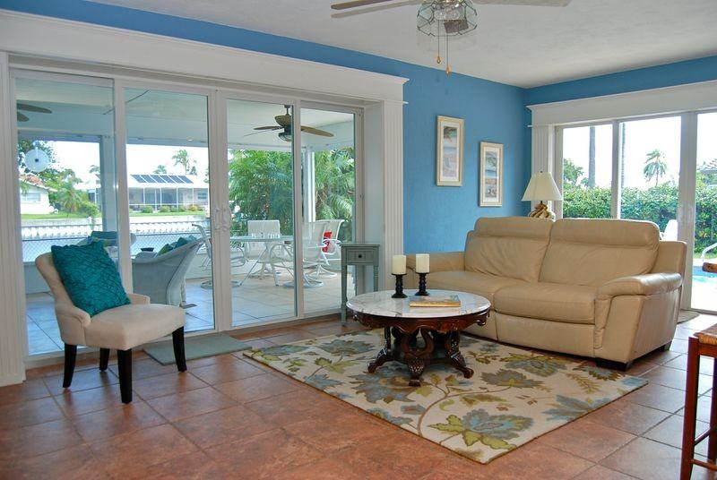 1983 Massachusetts Ave Northeast - Photo 3 of 25