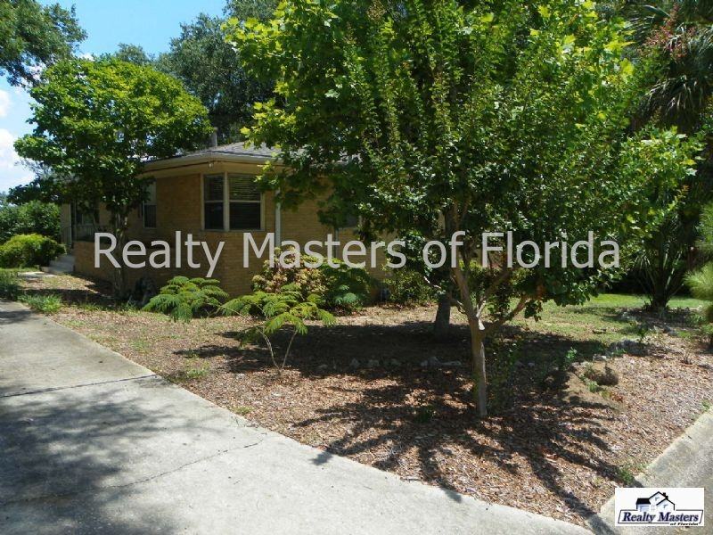 2500 Paradise Point Dr - Photo 3 of 15