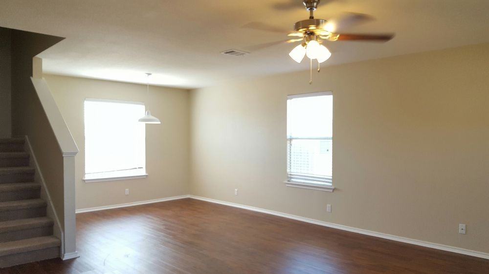 1315 Anna Palm Way - Photo 2 of 8