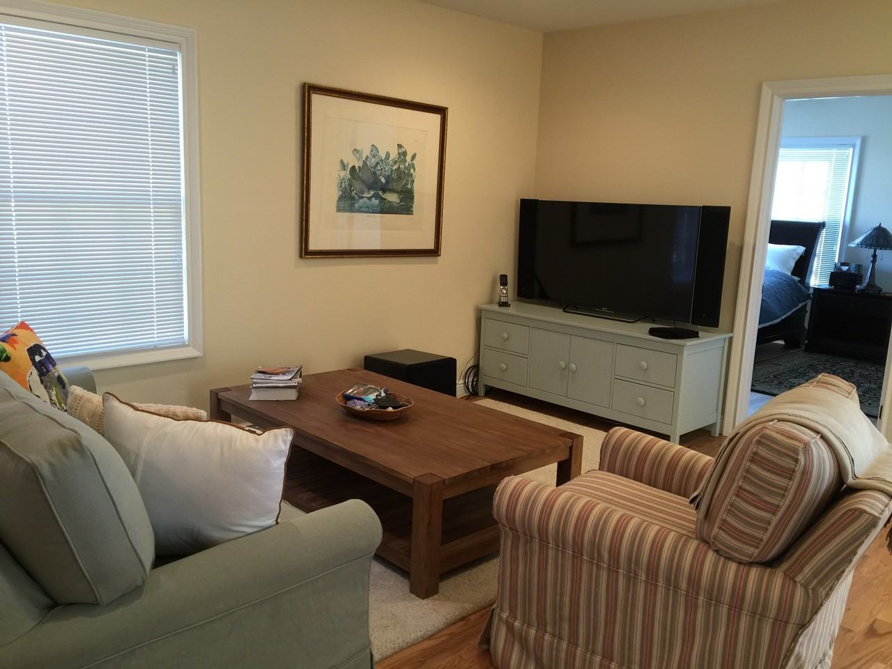 54 Roslyn Avenue - Photo 3 of 9