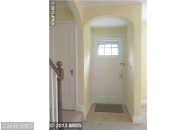 217 Dumbarton Rd - Photo 2 of 25