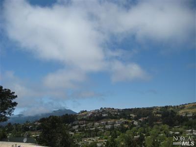 6 Circle Dr #B - Photo 3 of 18