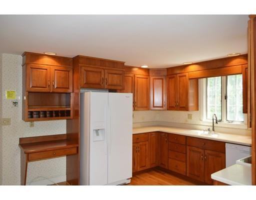 25 Gabriel Rd - Photo 3 of 15