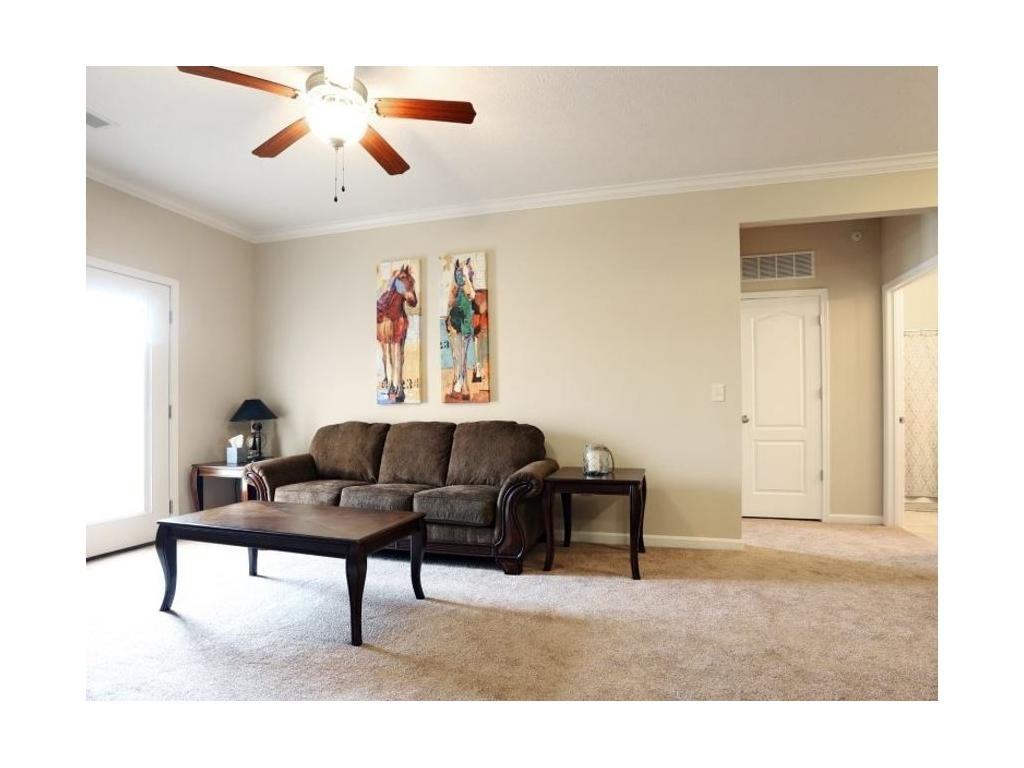 Oldham Oaks - Photo 3 of 19