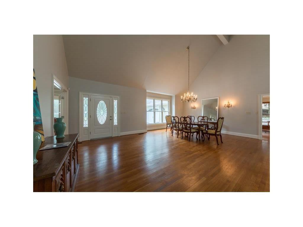 9085 Huntcliff Trce #9085 - Photo 2 of 25