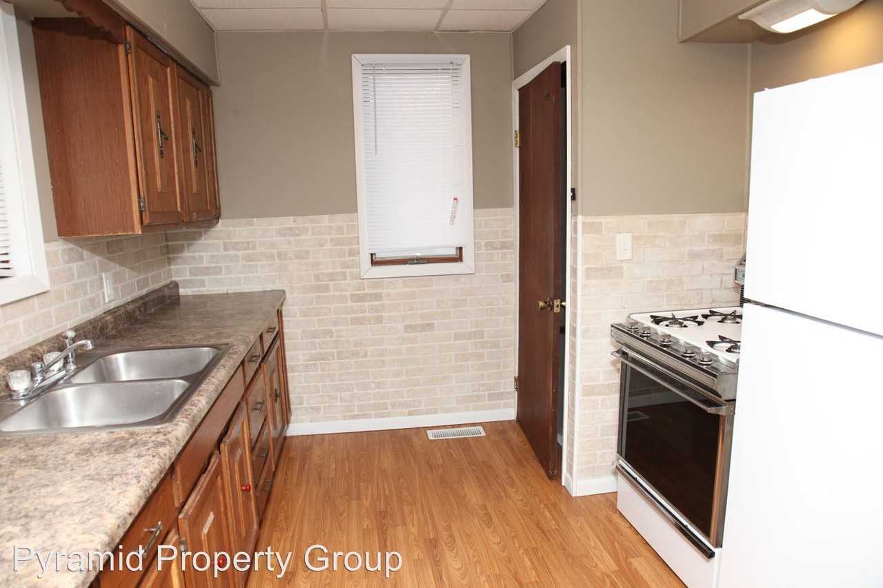 1532 N Pennsylvania Ave - Photo 3 of 18