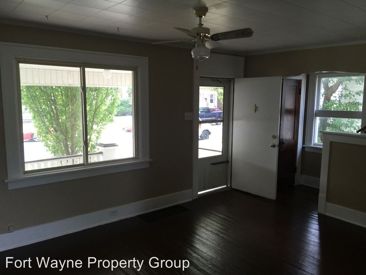 2133 Riedmiller Ave - Photo 2 of 8