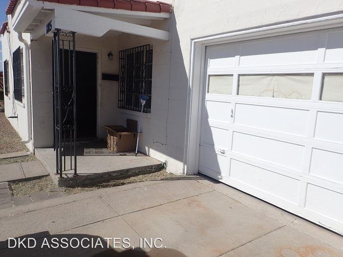 1805 Wainwright Dr - Photo 2 of 11