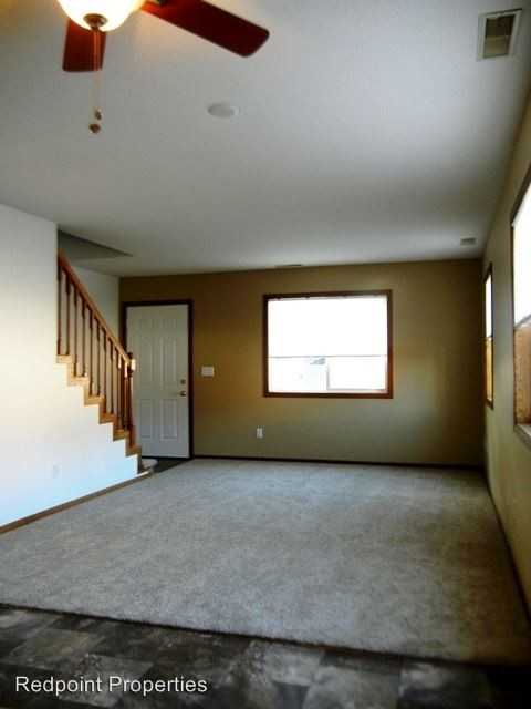 1317 2nd Ave S - Photo 2 of 14