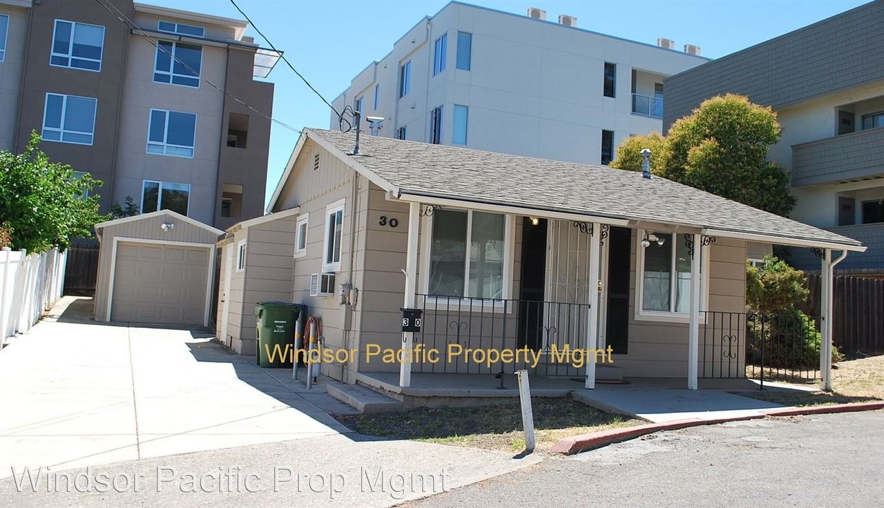 30 Lacassie Ct - Photo 2 of 11