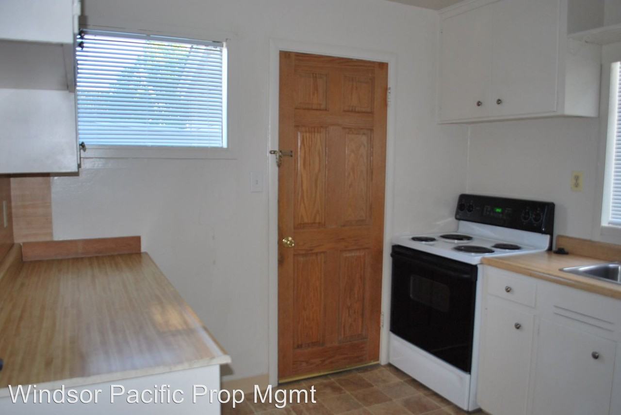 30 Lacassie Ct - Photo 3 of 11