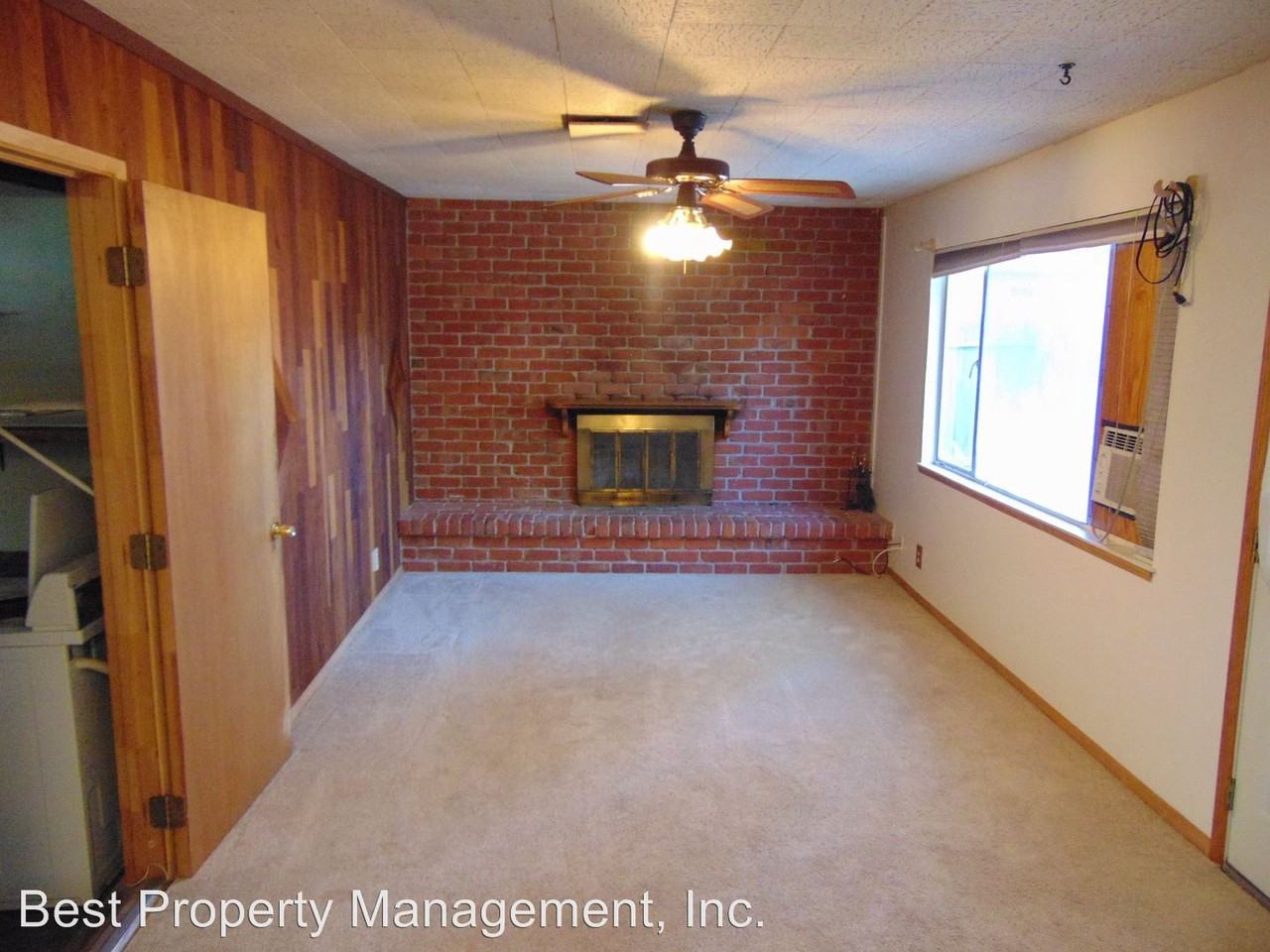 41271 Thurston St - Photo 3 of 12