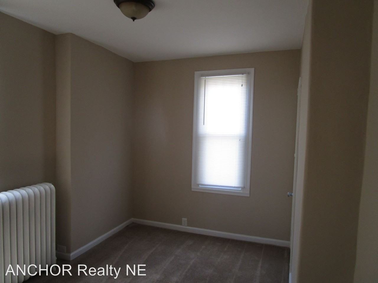 4254 Salmon St - Photo 2 of 6