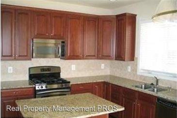 15638 Picketts Store Pl - Photo 3 of 19