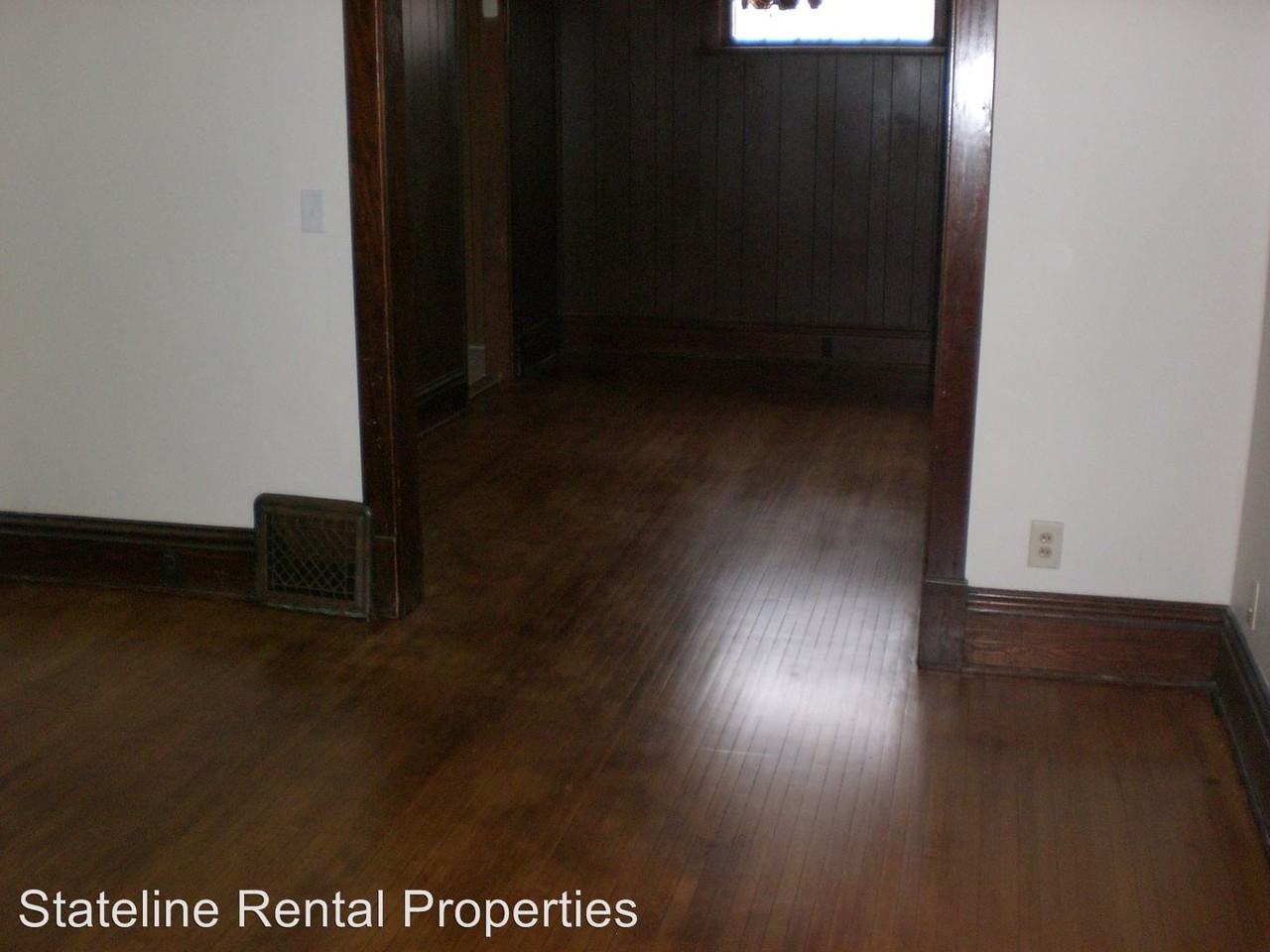 1712 Parmele St - Photo 3 of 5